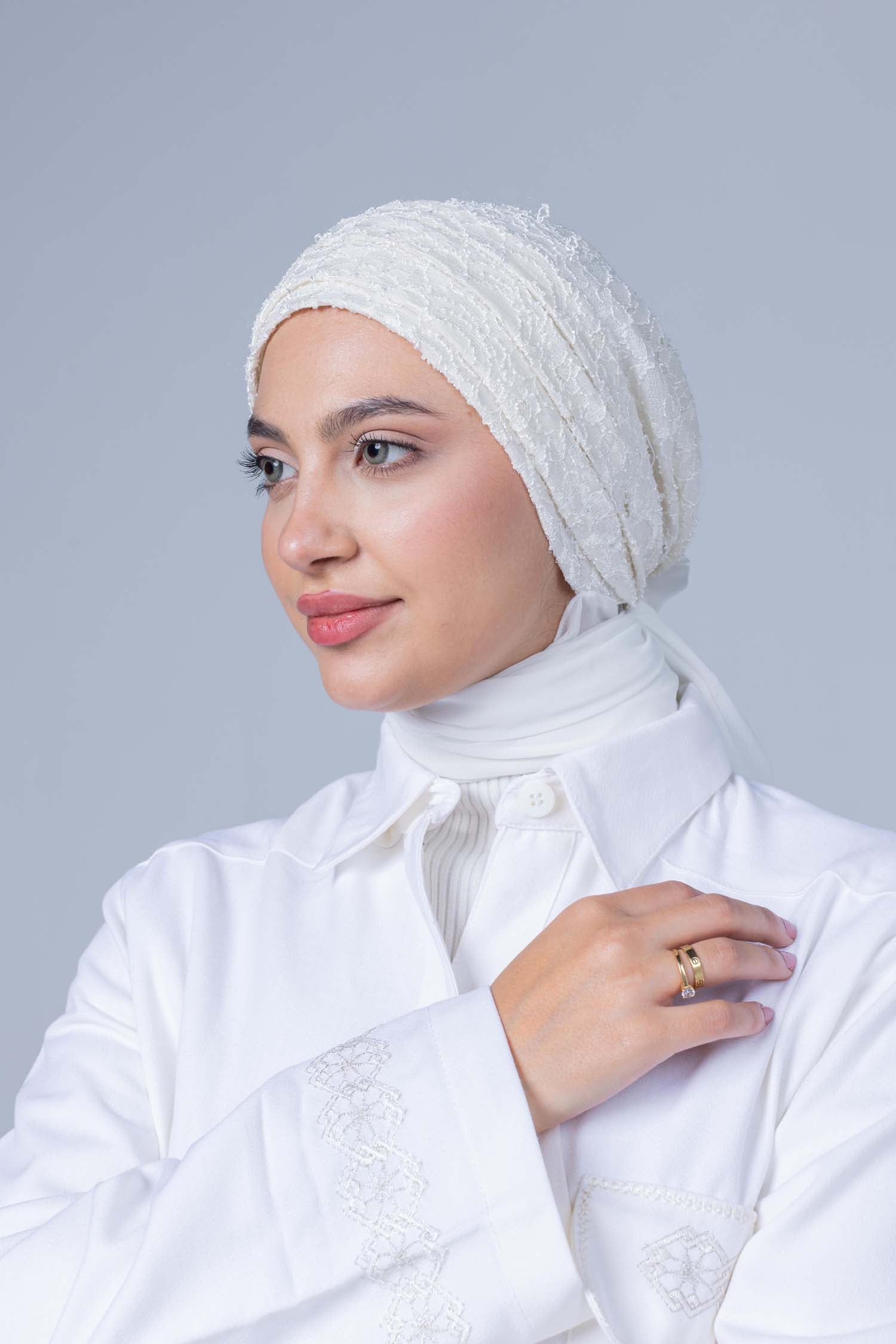 Daily Bonnet with Chiffon Shawl