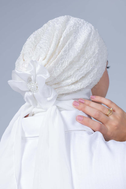 Daily Bonnet with Chiffon Shawl
