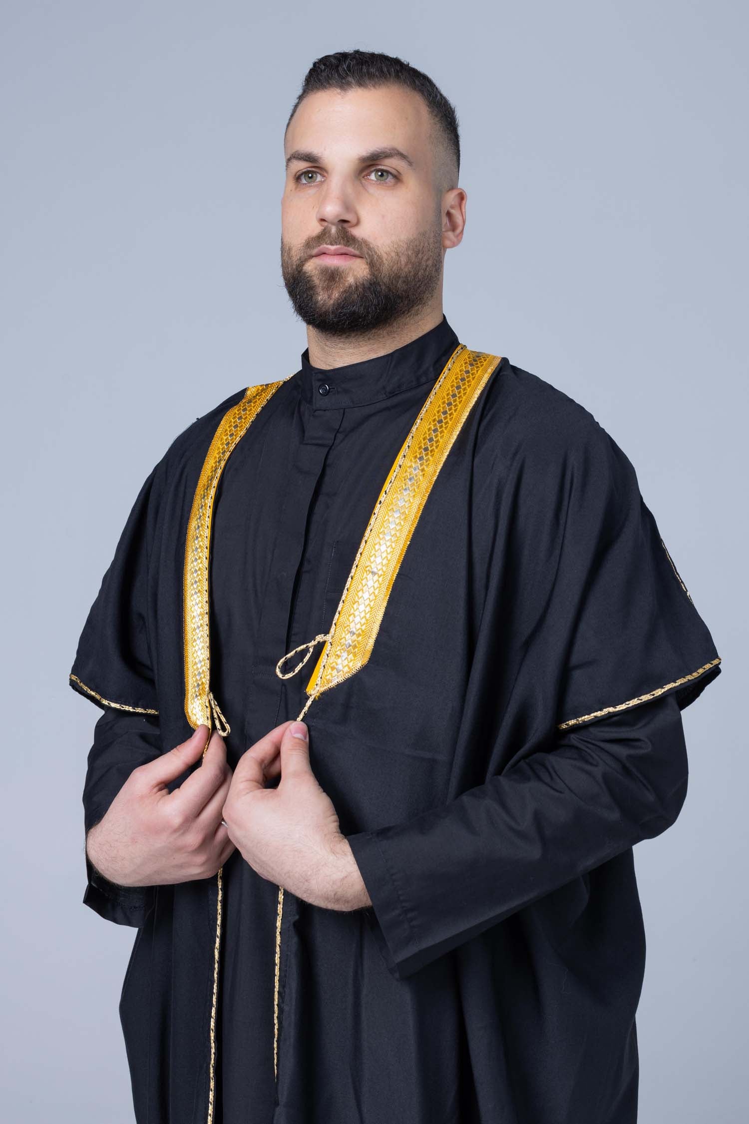 Traditional Arabian Bisht