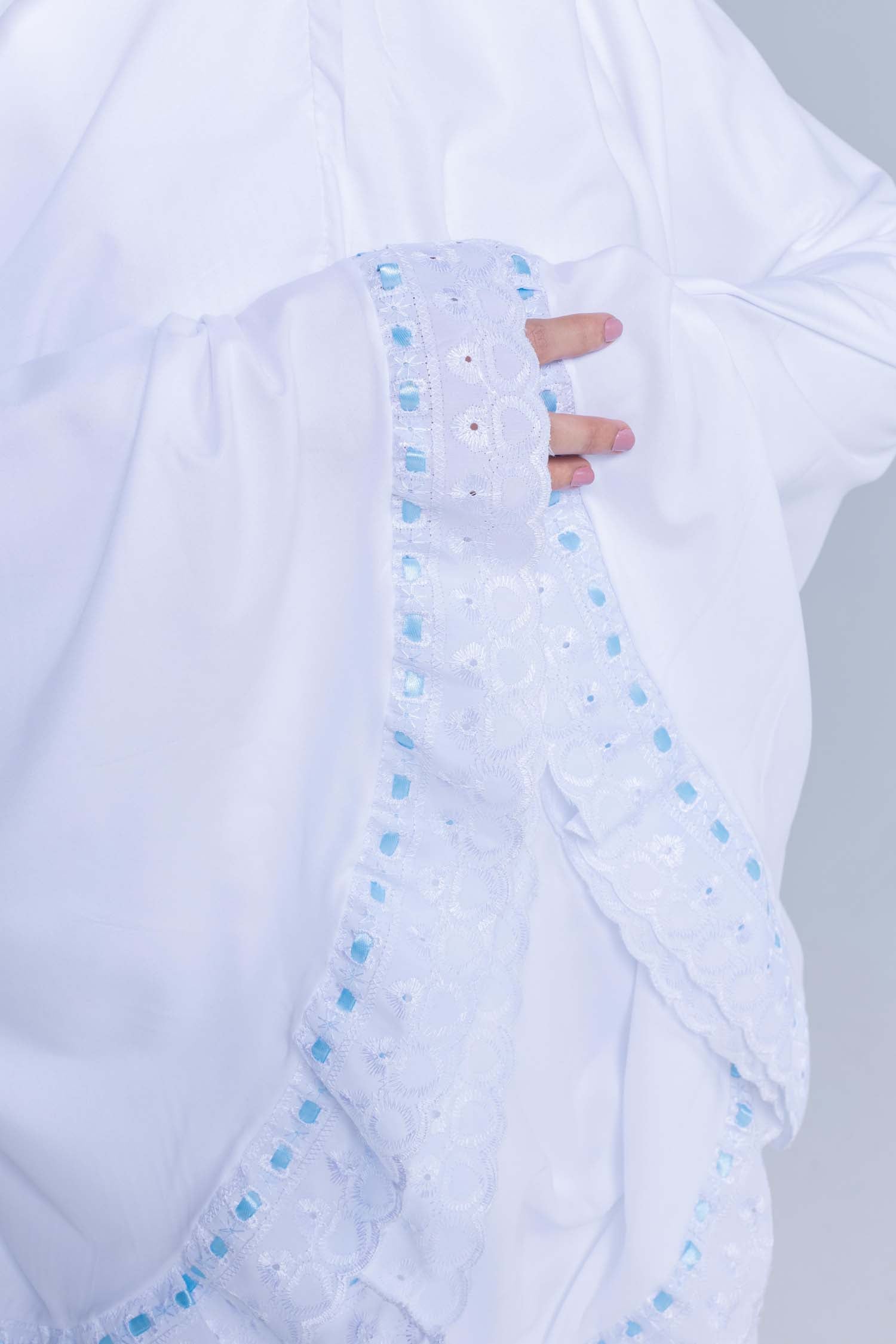 Essential White 2 pc Prayer Set Polycotton
